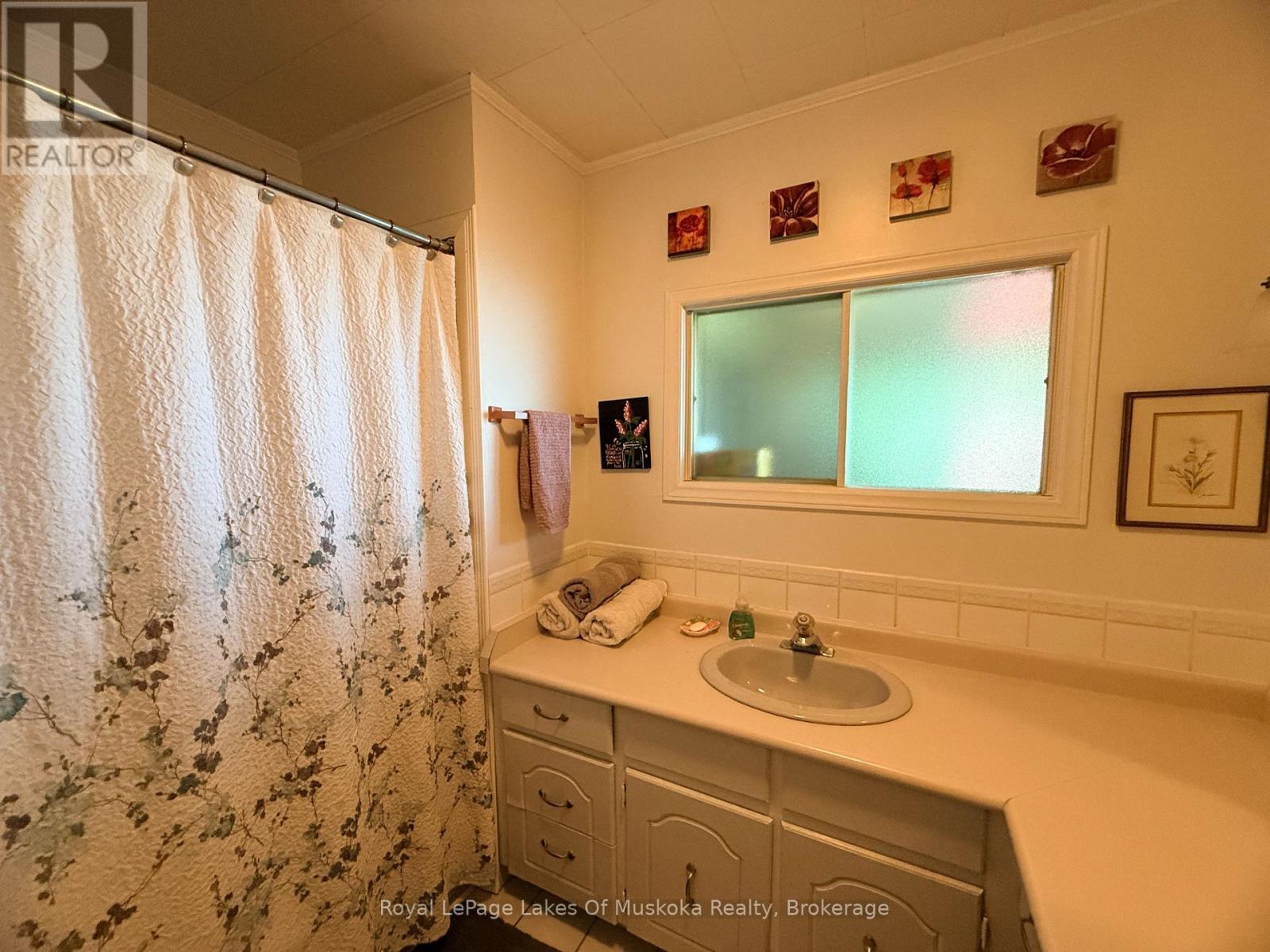 22 Westvale Drive, Bracebridge (Monck (Bracebridge)), ON