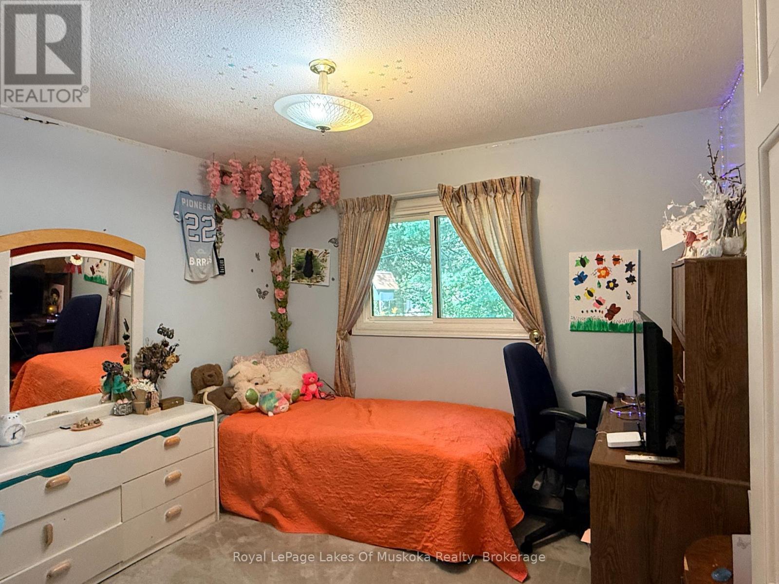 22 Westvale Drive, Bracebridge (Monck (Bracebridge)), ON