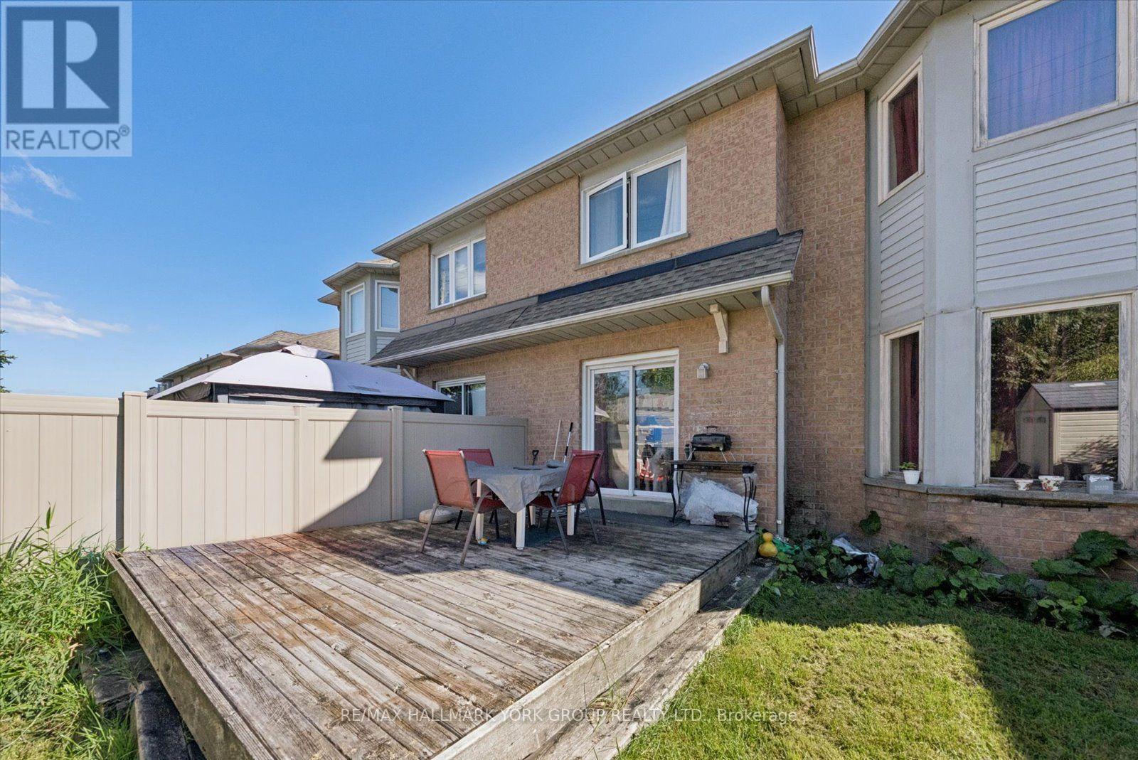 537 Walpole Crescent, Newmarket, ON