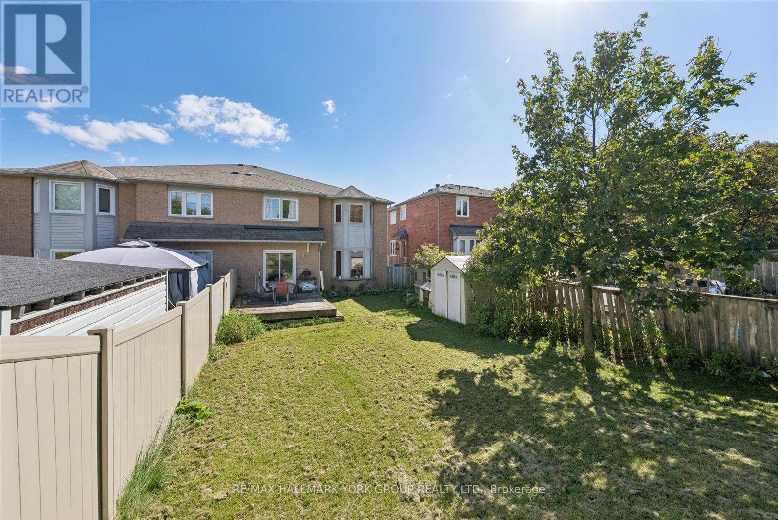 537 Walpole Crescent, Newmarket, ON
