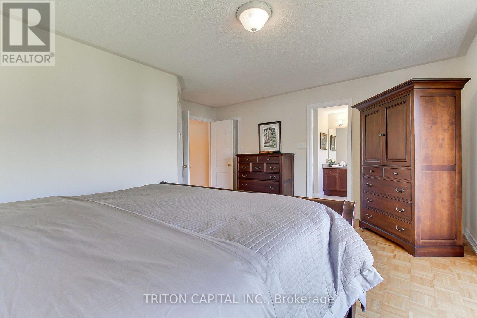 96 Timber Valley Avenue, Richmond Hill, ON