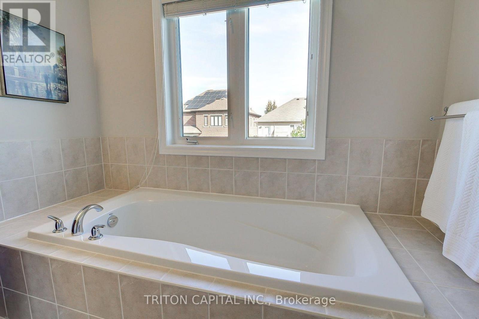 96 Timber Valley Avenue, Richmond Hill, ON