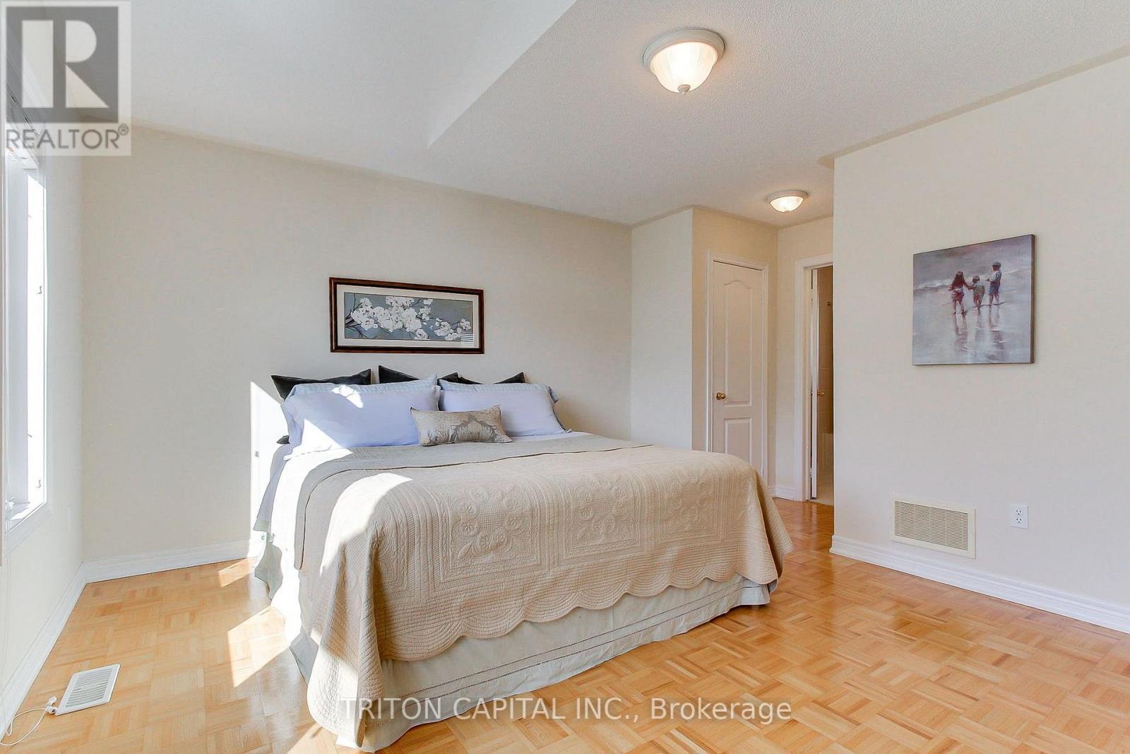 96 Timber Valley Avenue, Richmond Hill, ON