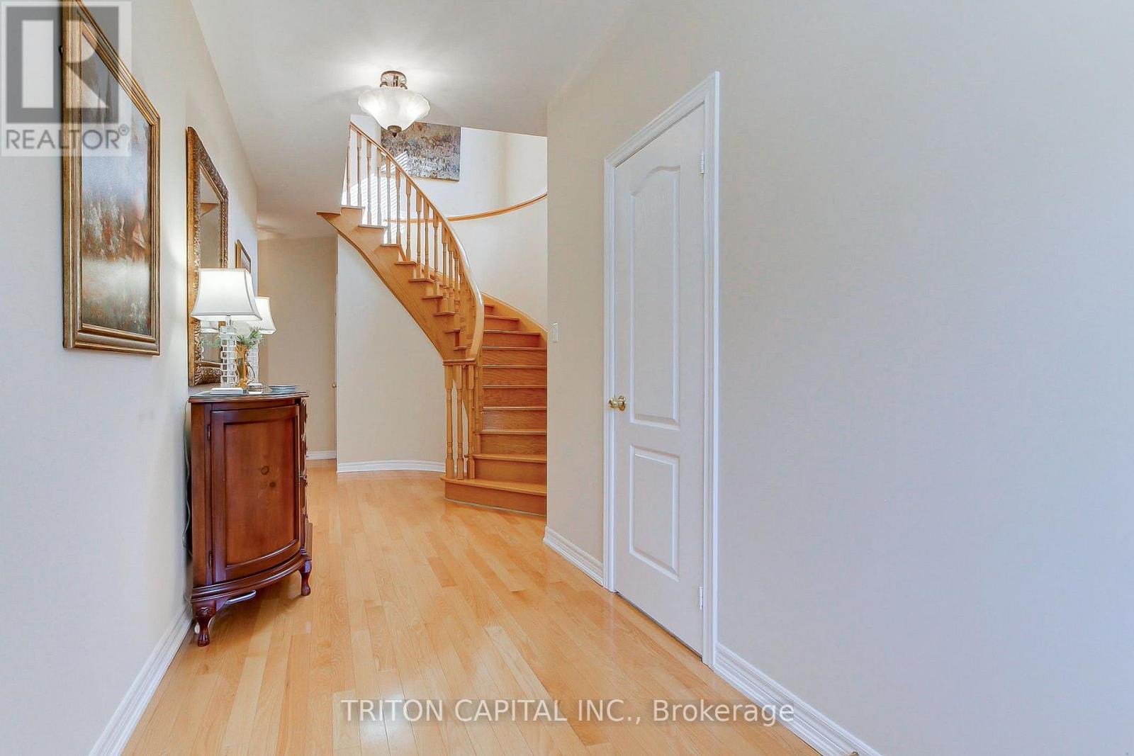 96 Timber Valley Avenue, Richmond Hill, ON