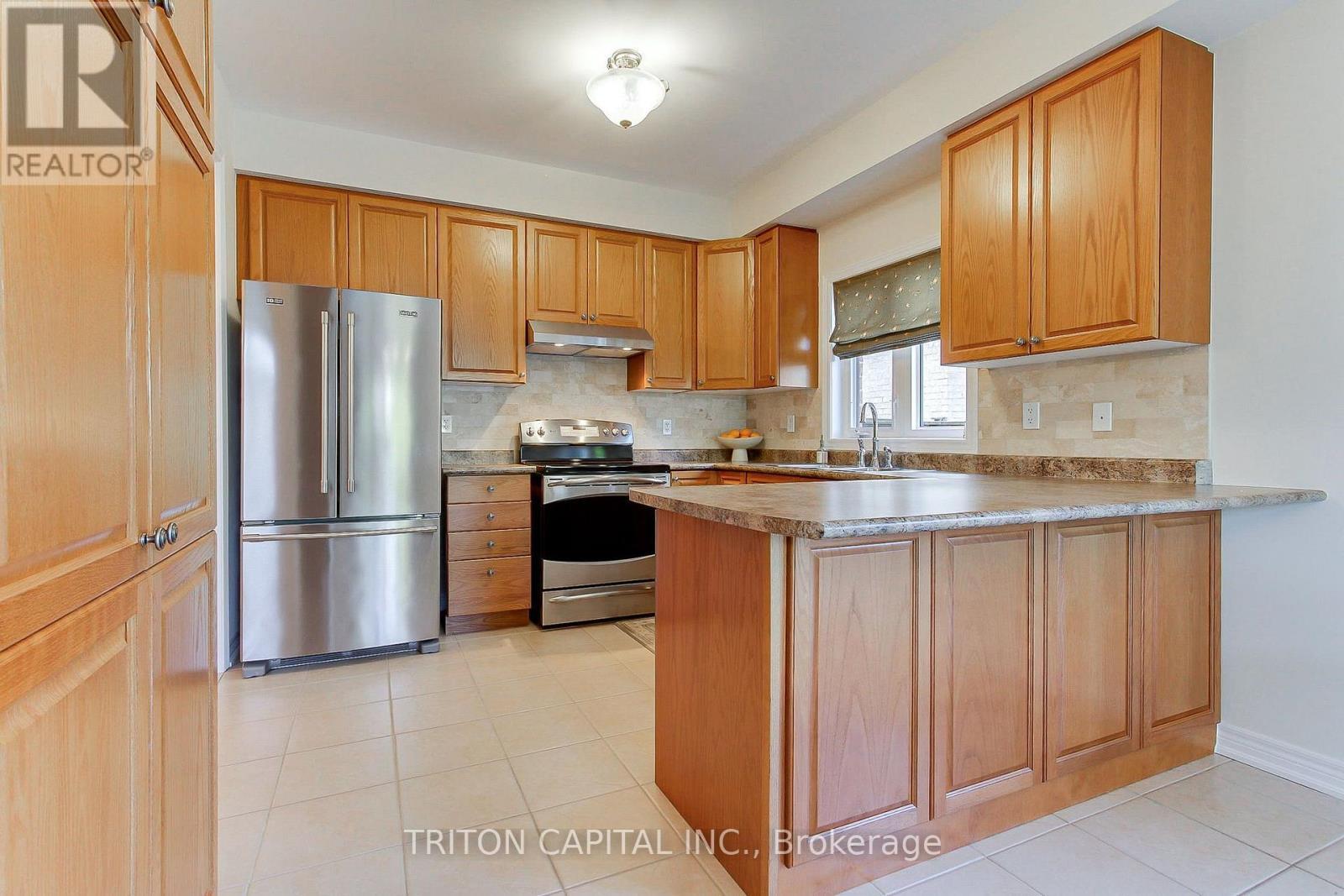 96 Timber Valley Avenue, Richmond Hill, ON