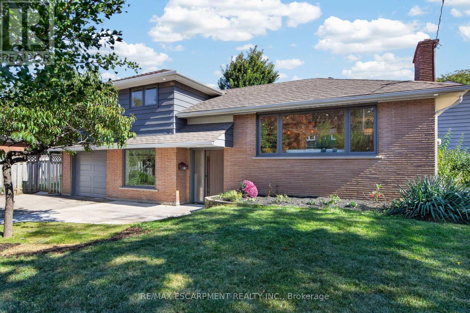 3028 Eva Drive, Burlington, ON