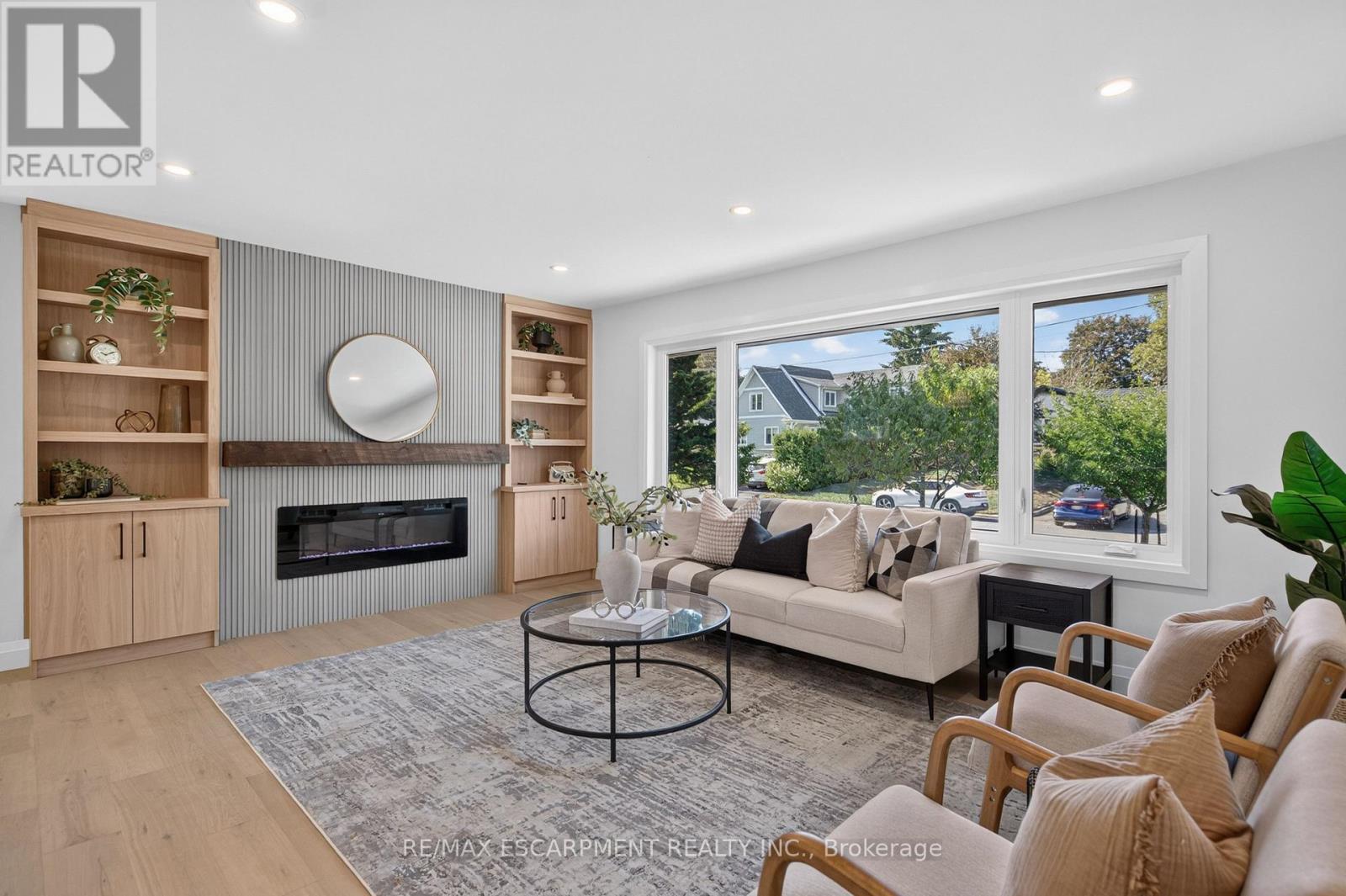 3028 Eva Drive, Burlington, ON