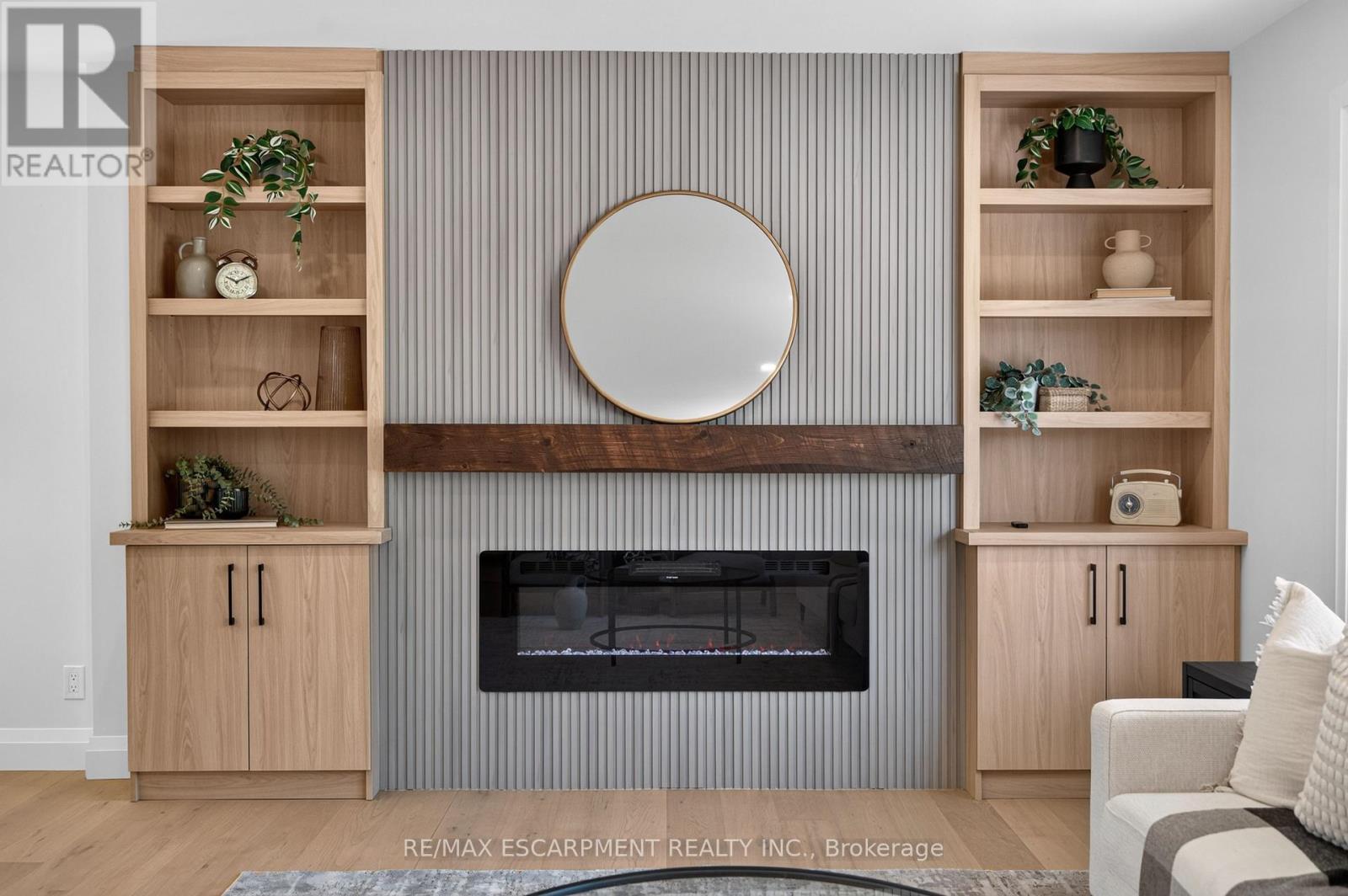 3028 Eva Drive, Burlington, ON