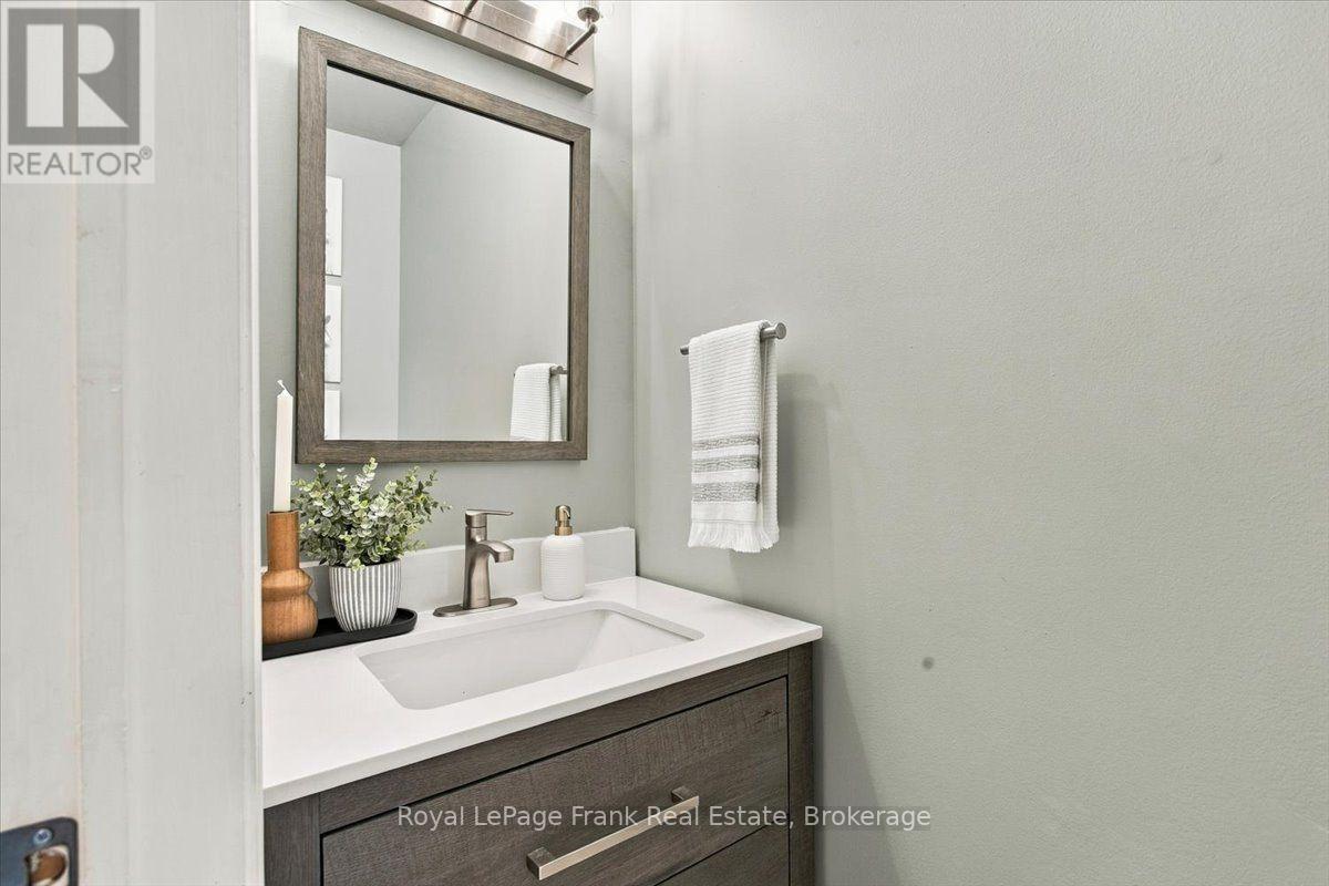 34 Freer Crescent, Ajax (Northwest Ajax), ON