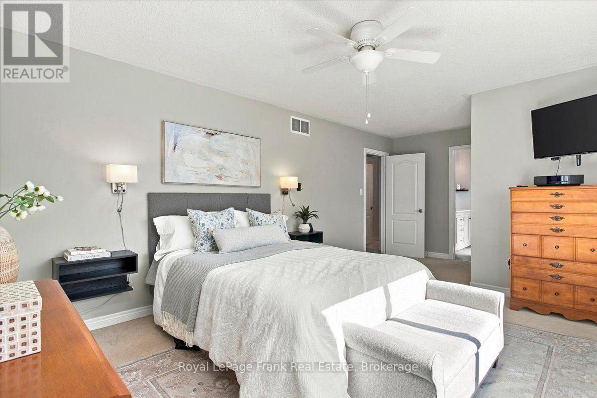 34 Freer Crescent, Ajax (Northwest Ajax), ON