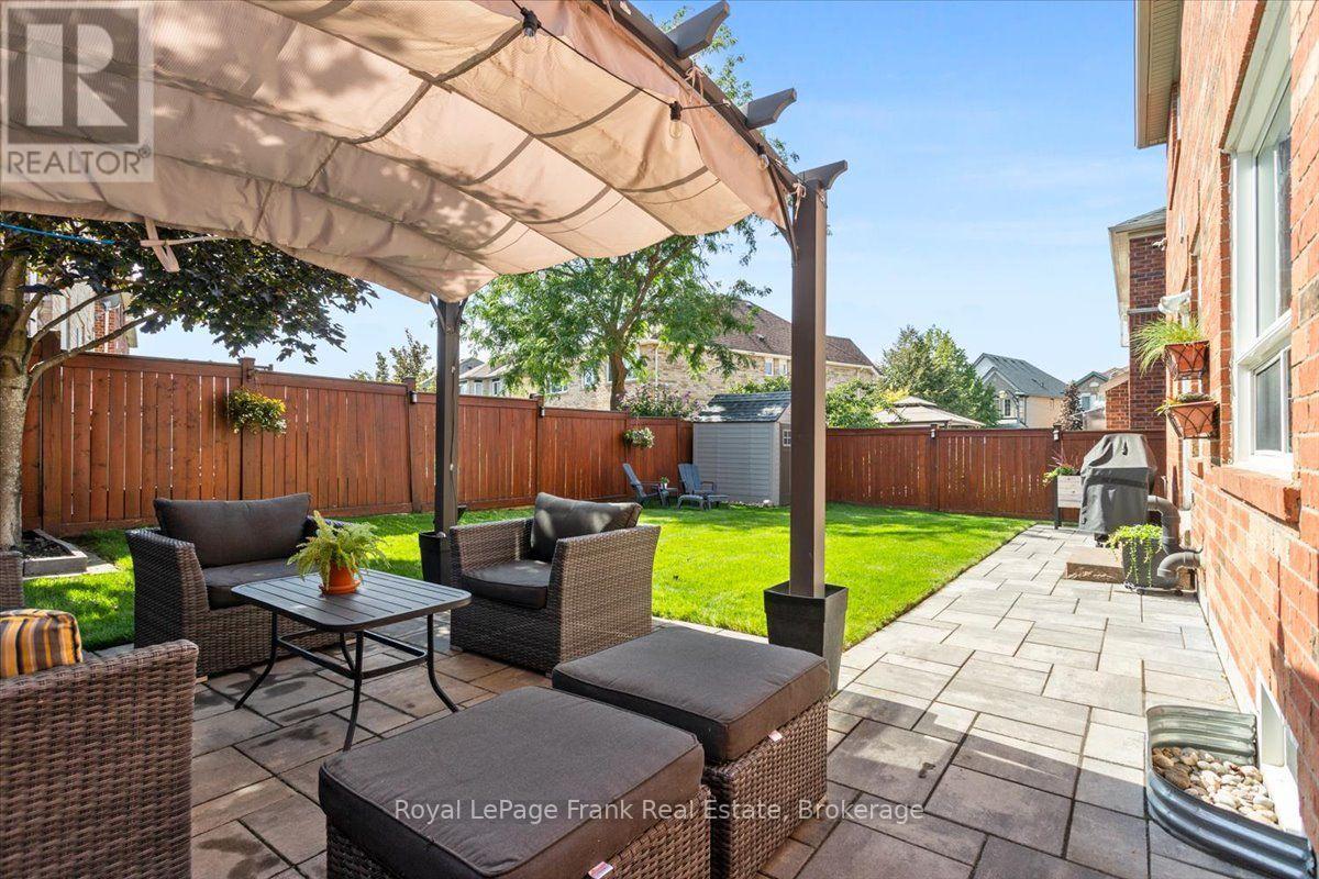 34 Freer Crescent, Ajax (Northwest Ajax), ON