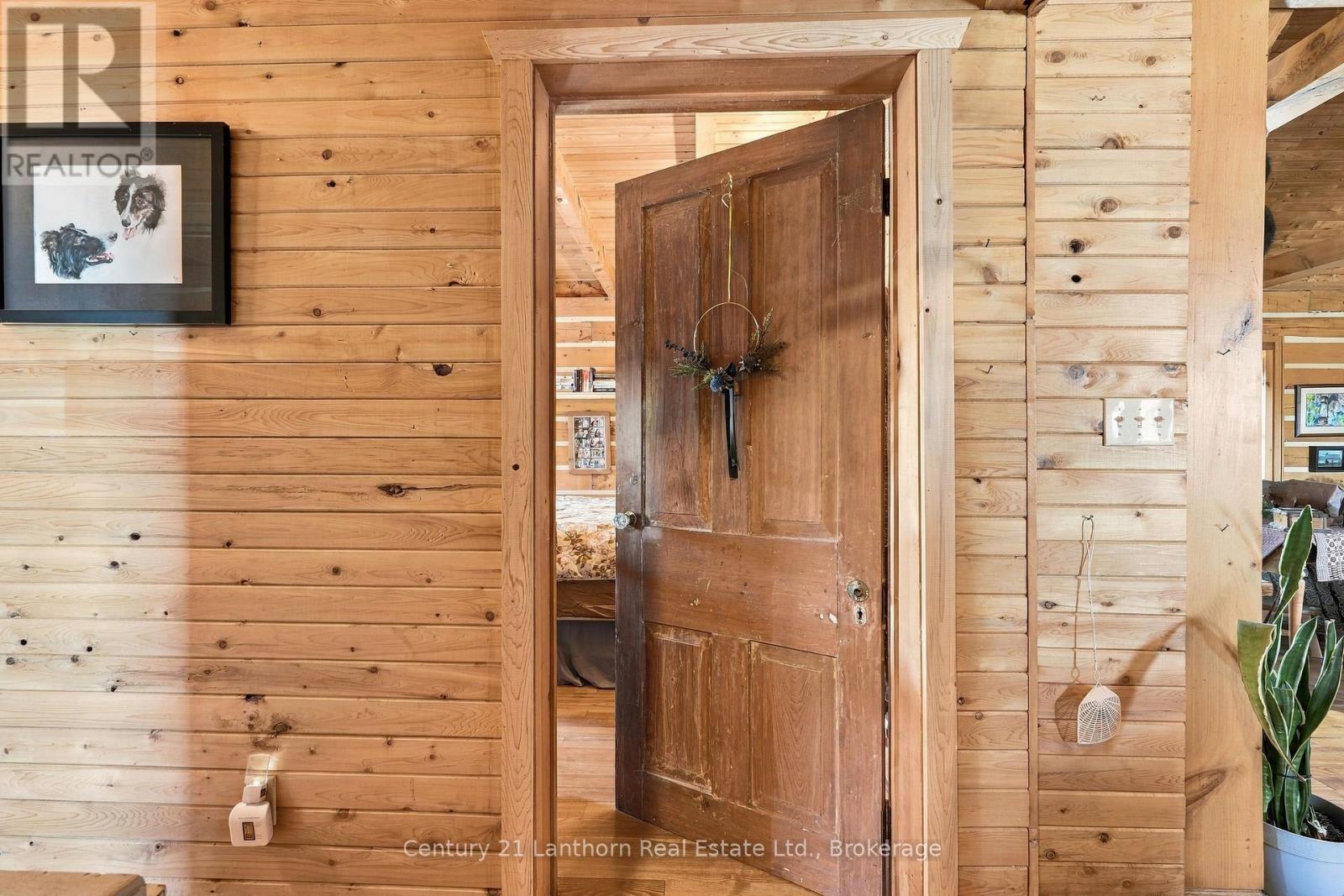 Lots of warmth and character - 939 Kelly Road, Prince Edward County (Athol Ward), ON