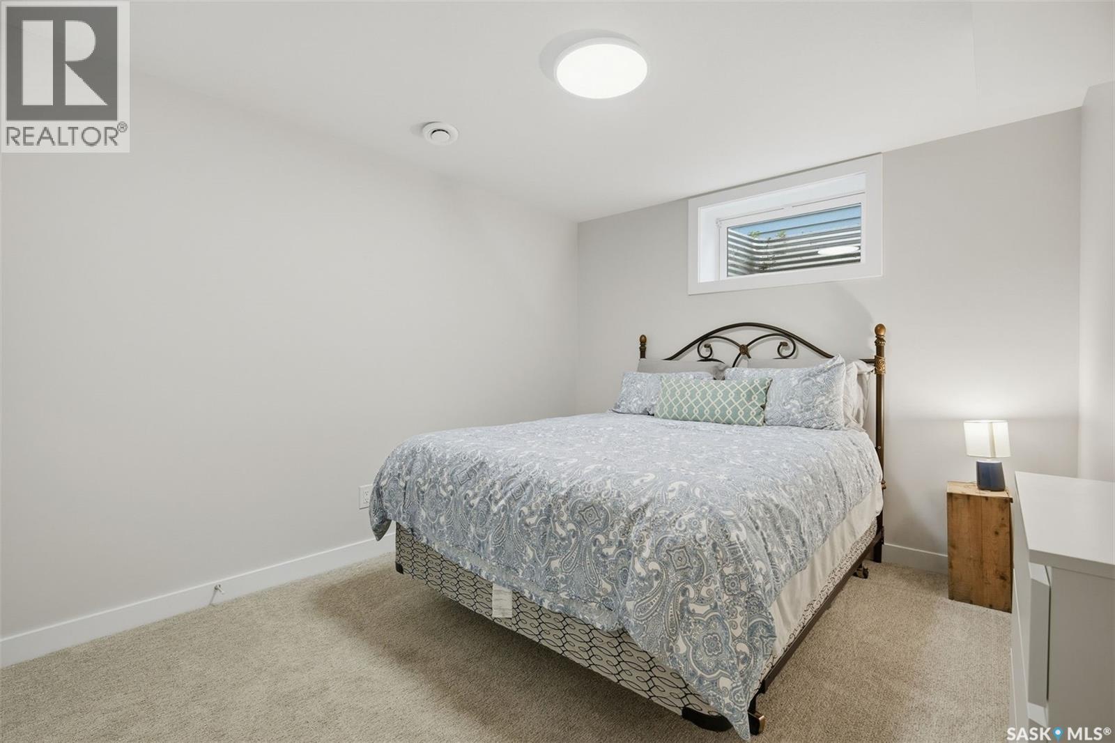 49 Mackenzie Crescent, Saskatoon, SK