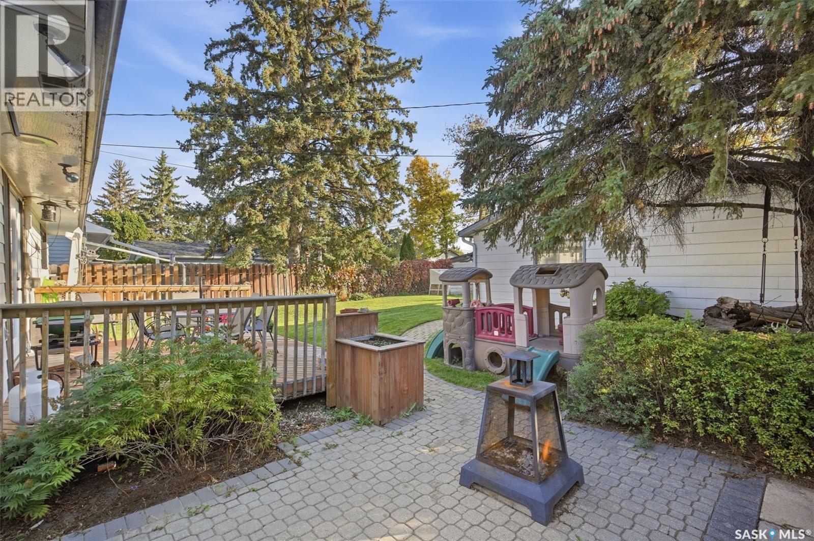 49 Mackenzie Crescent, Saskatoon, SK