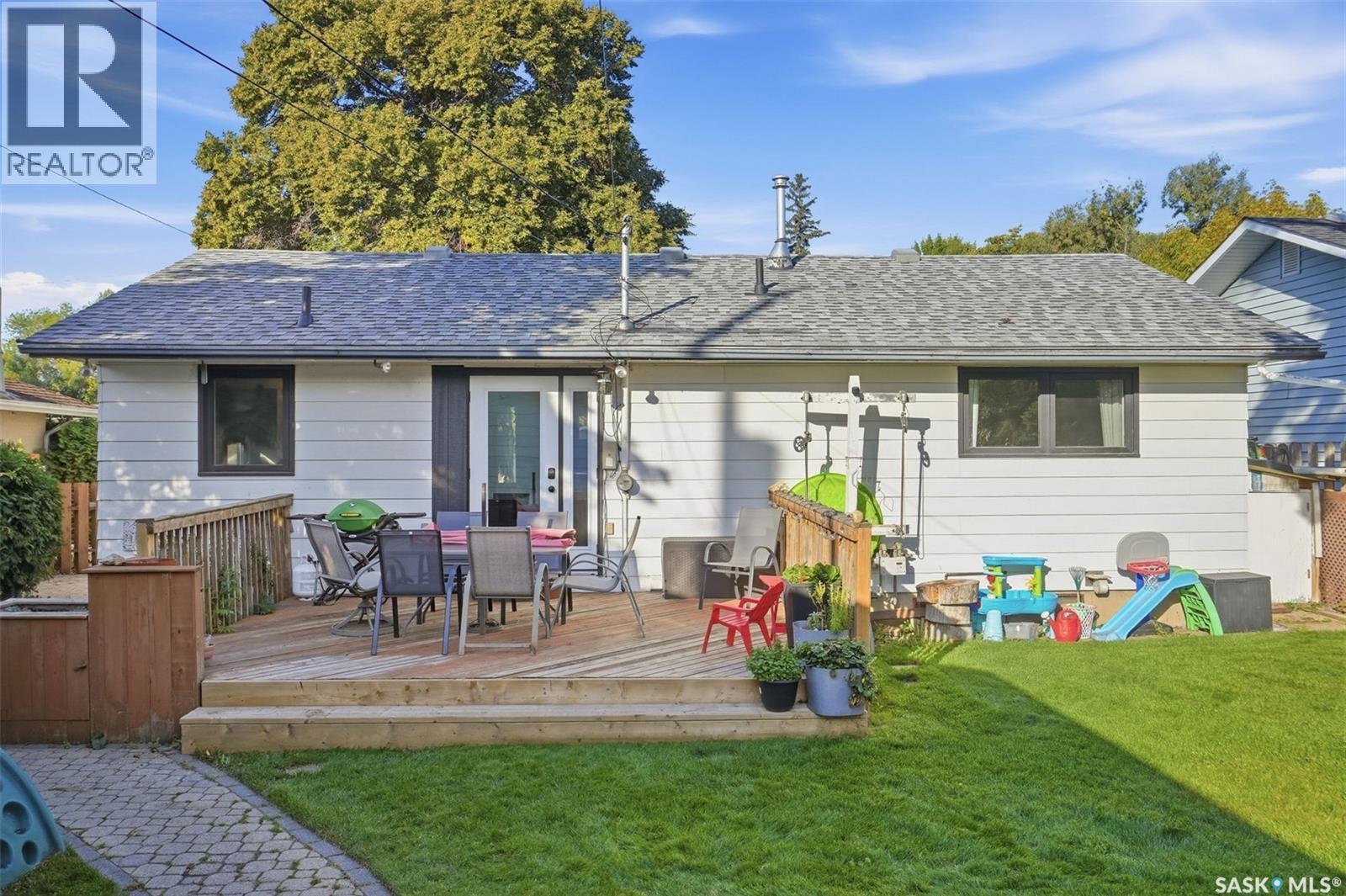 49 Mackenzie Crescent, Saskatoon, SK