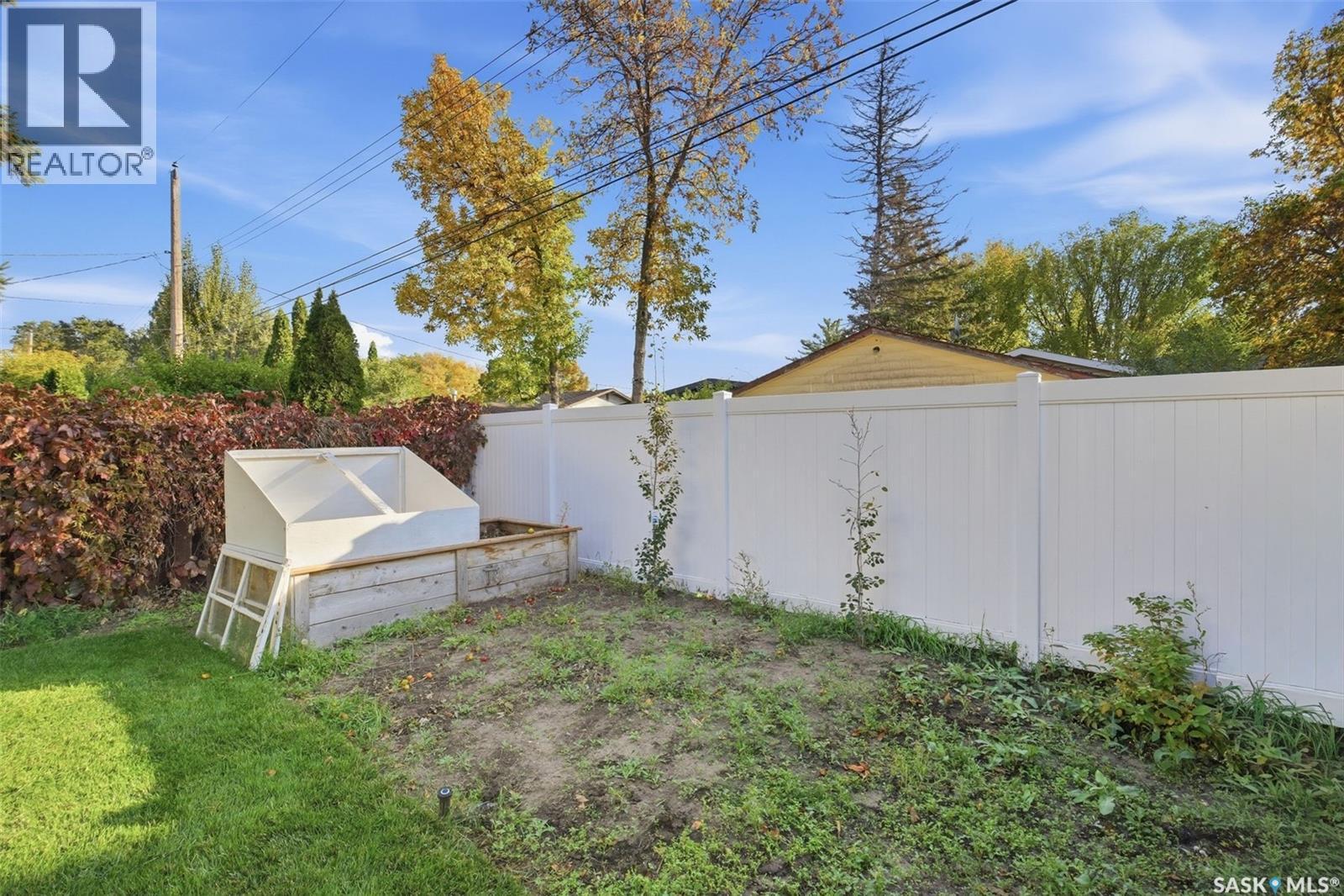 49 Mackenzie Crescent, Saskatoon, SK