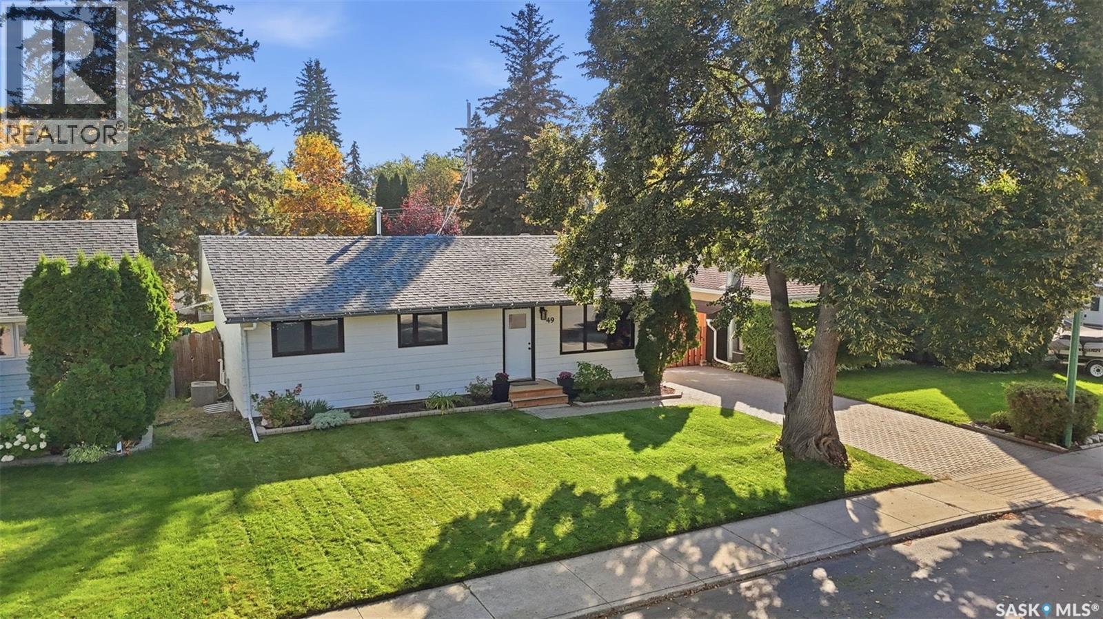 49 Mackenzie Crescent, Saskatoon, SK