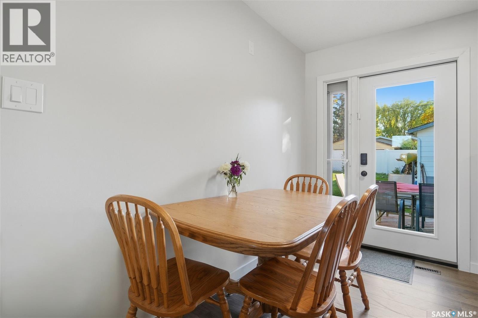 49 Mackenzie Crescent, Saskatoon, SK