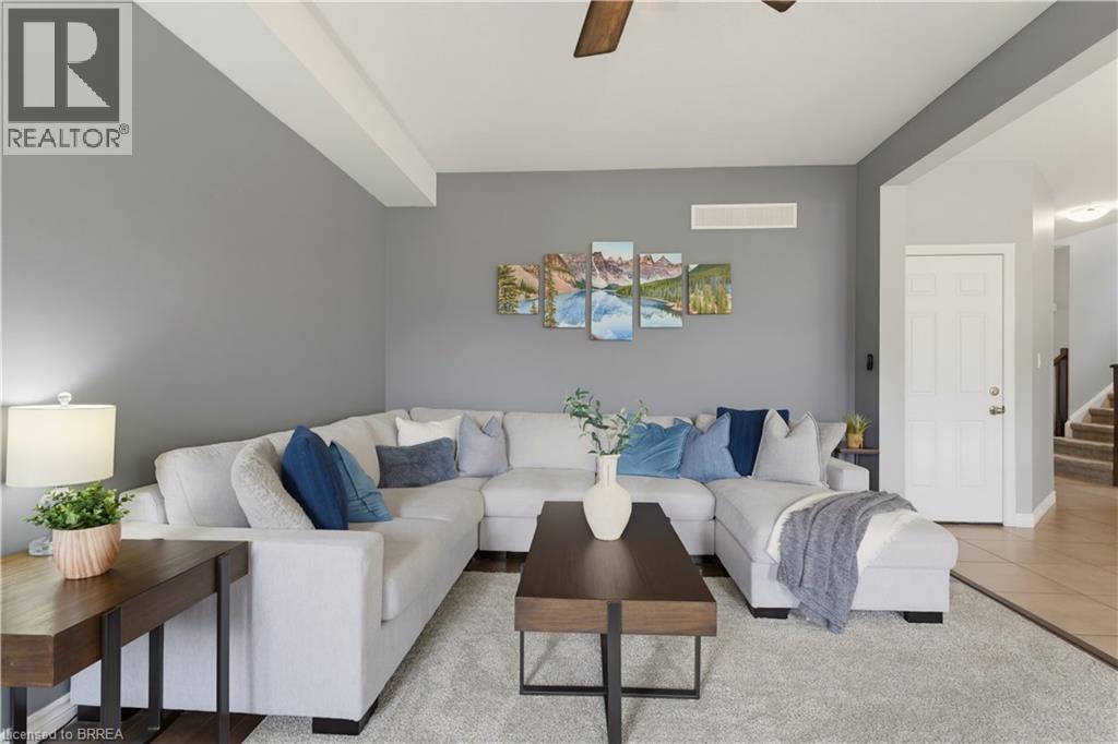 21 Irongate Drive, Paris, ON