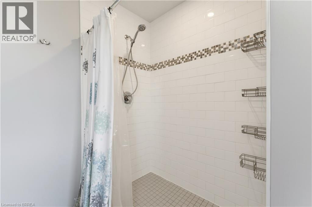 21 Irongate Drive, Paris, ON