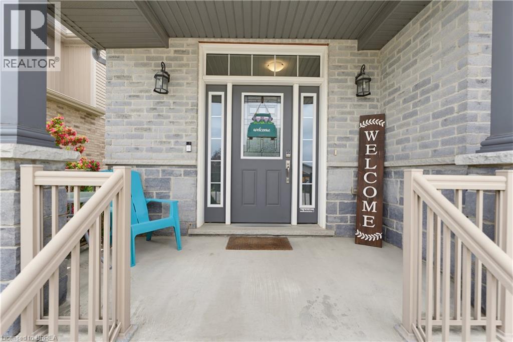 21 Irongate Drive, Paris, ON
