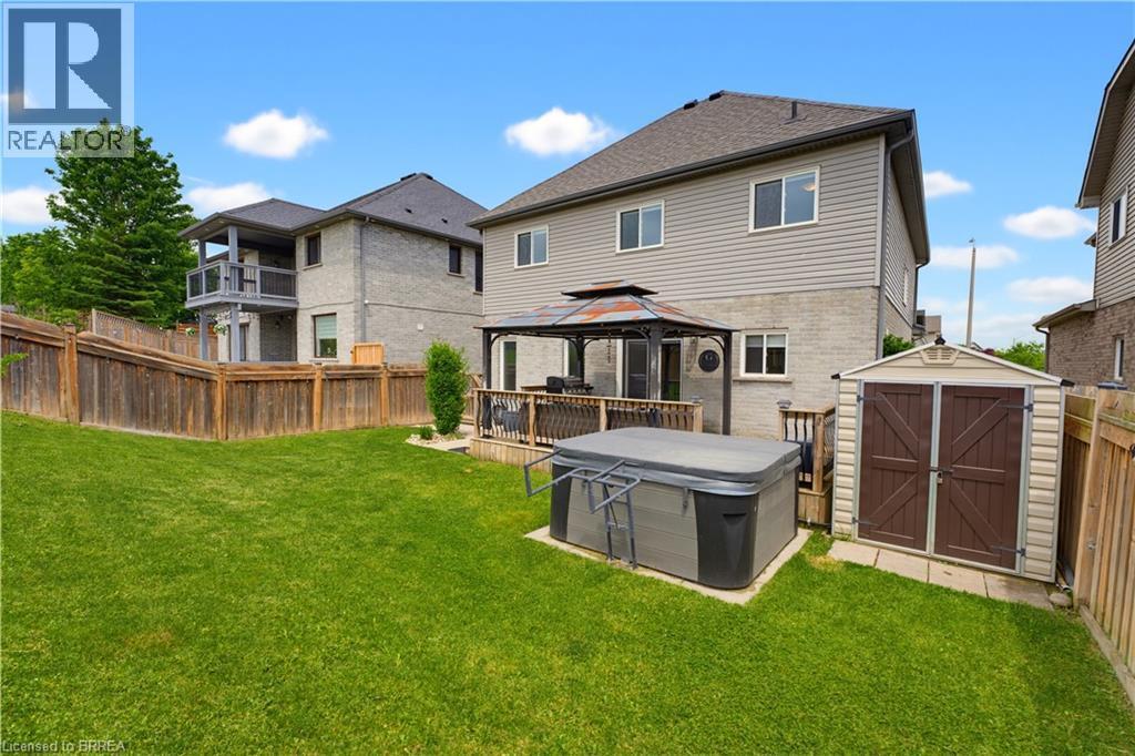 21 Irongate Drive, Paris, ON
