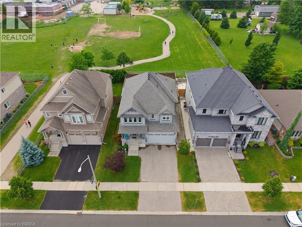 21 Irongate Drive, Paris, ON