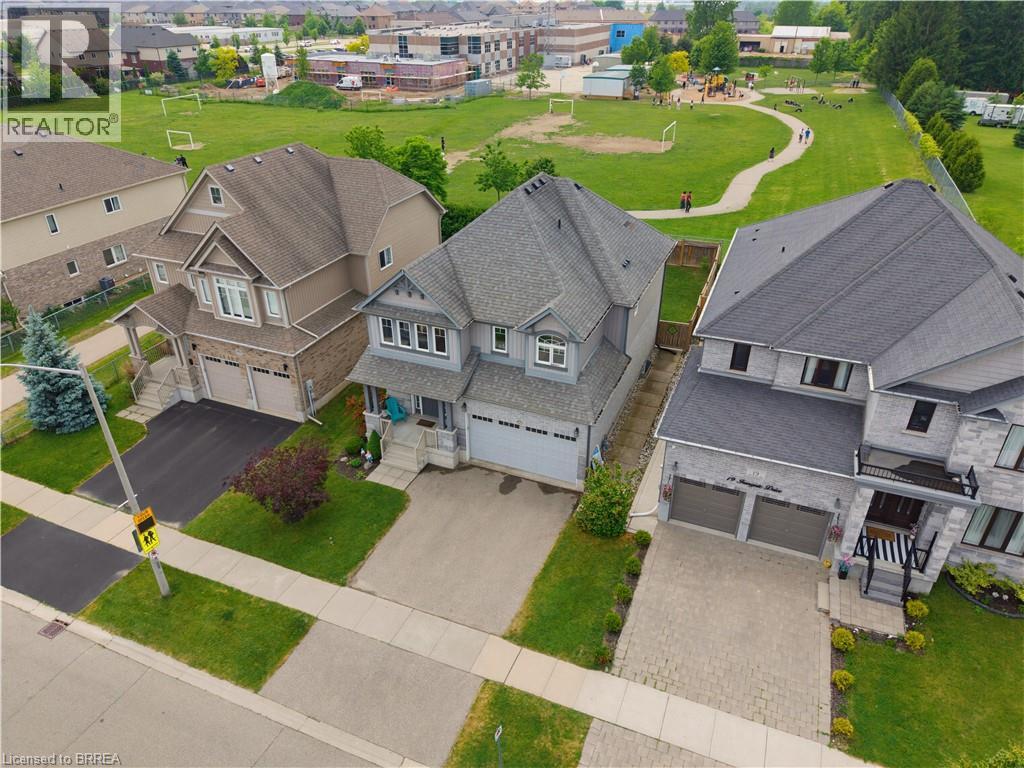 21 Irongate Drive, Paris, ON