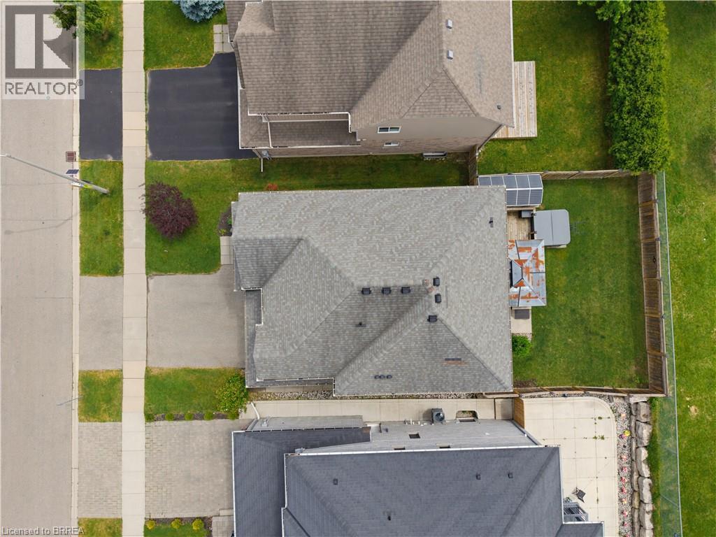 21 Irongate Drive, Paris, ON