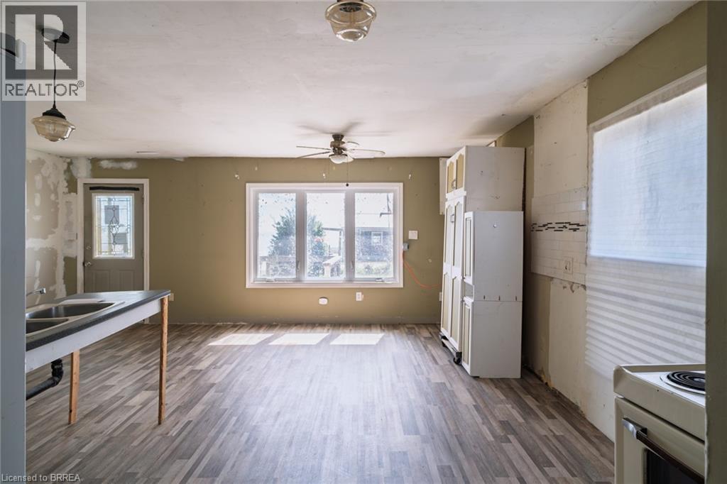 1459 Lakeshore Road, Selkirk, ON