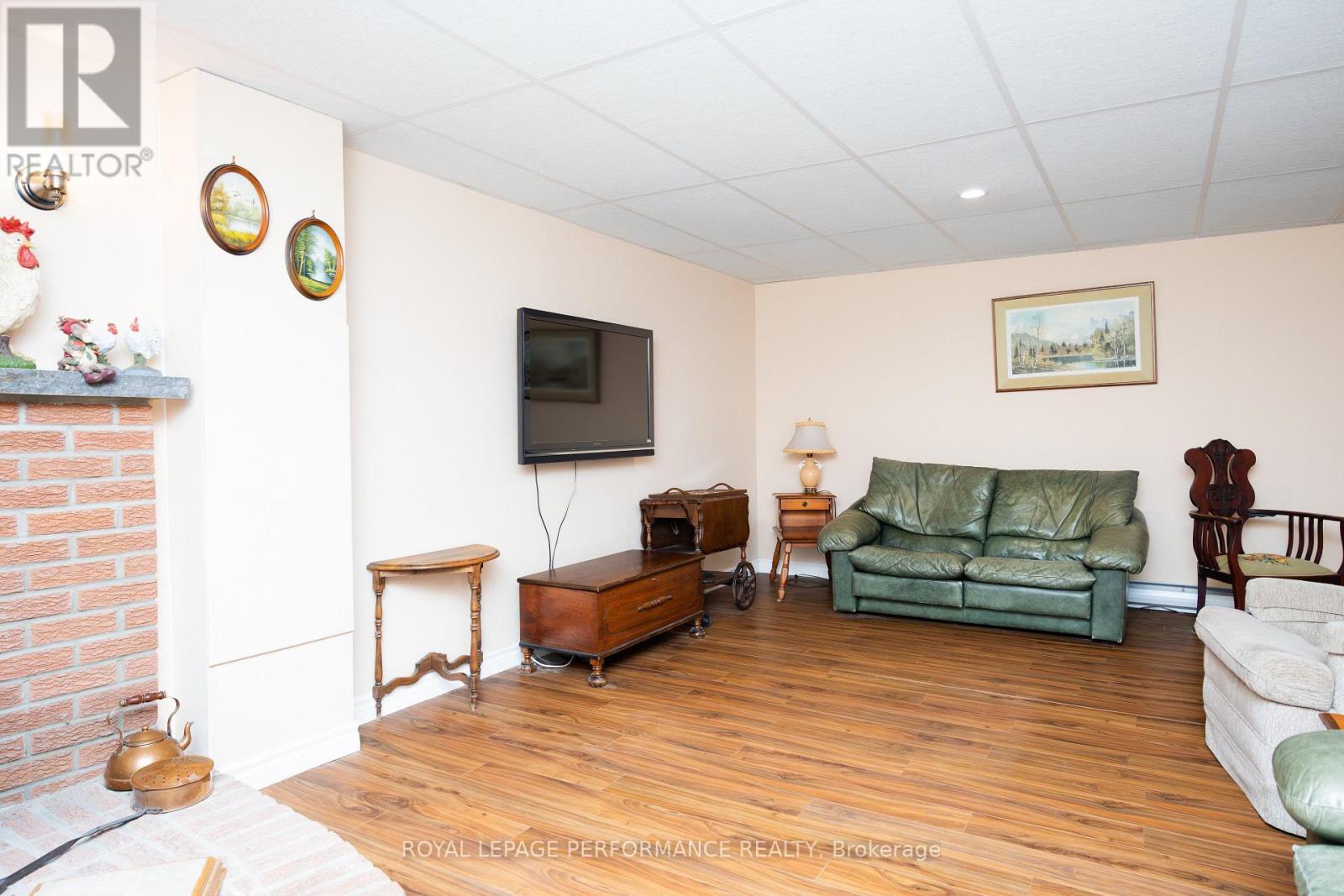 104 Kincardine Street W, North Glengarry, ON