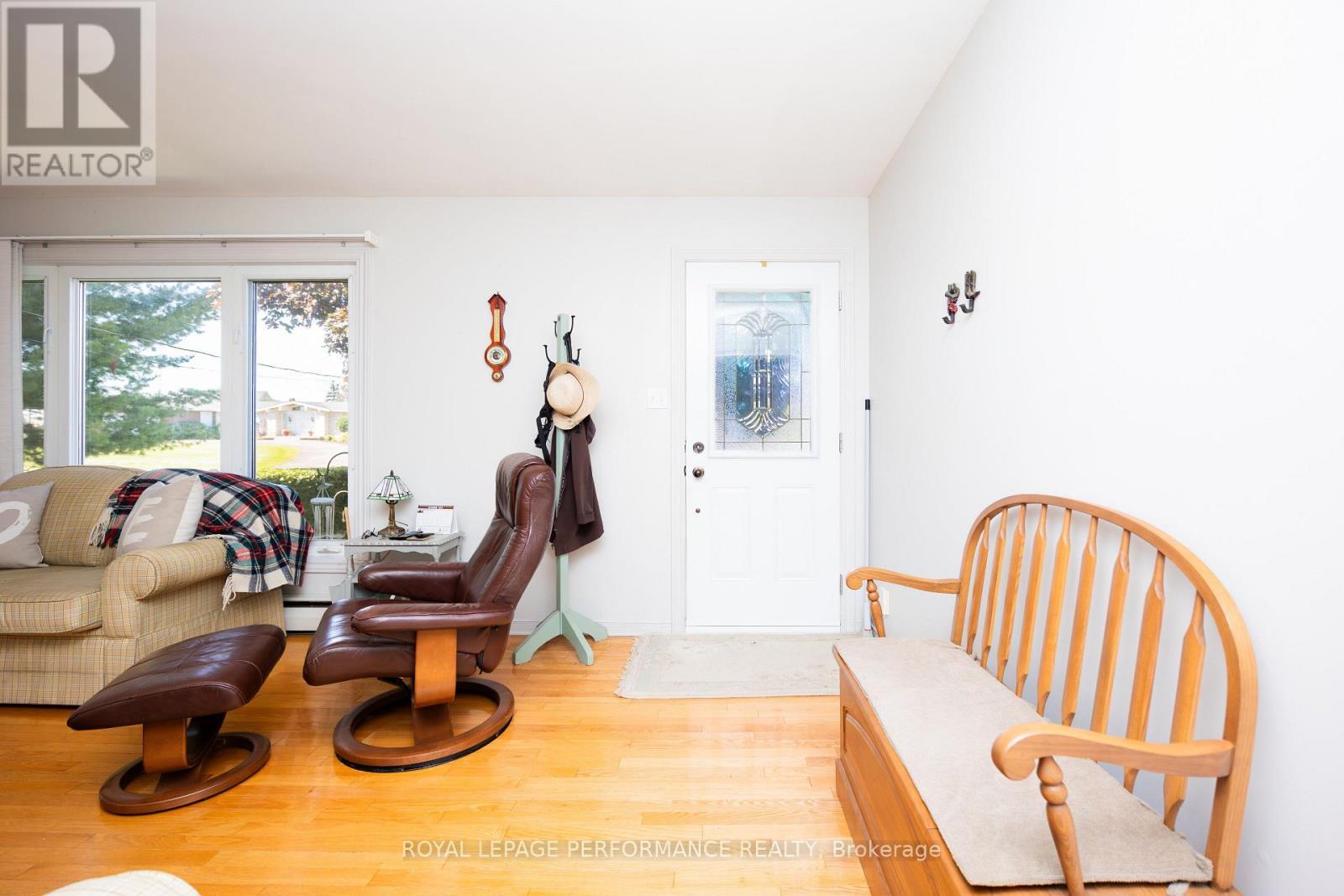 104 Kincardine Street W, North Glengarry, ON