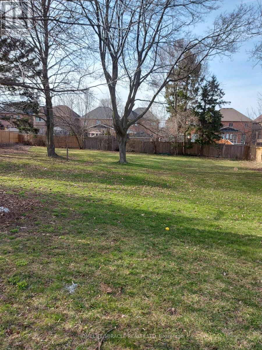 544 Gillmoss Road, Pickering, ON