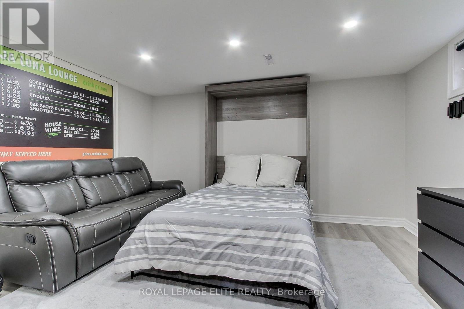 13 Alphonsus Court, New Tecumseth, ON