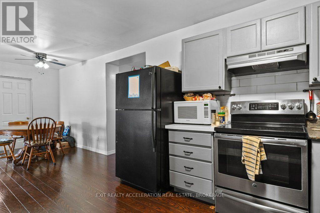 6715 County Rd 2, Loyalist (Lennox And Addington - South), ON