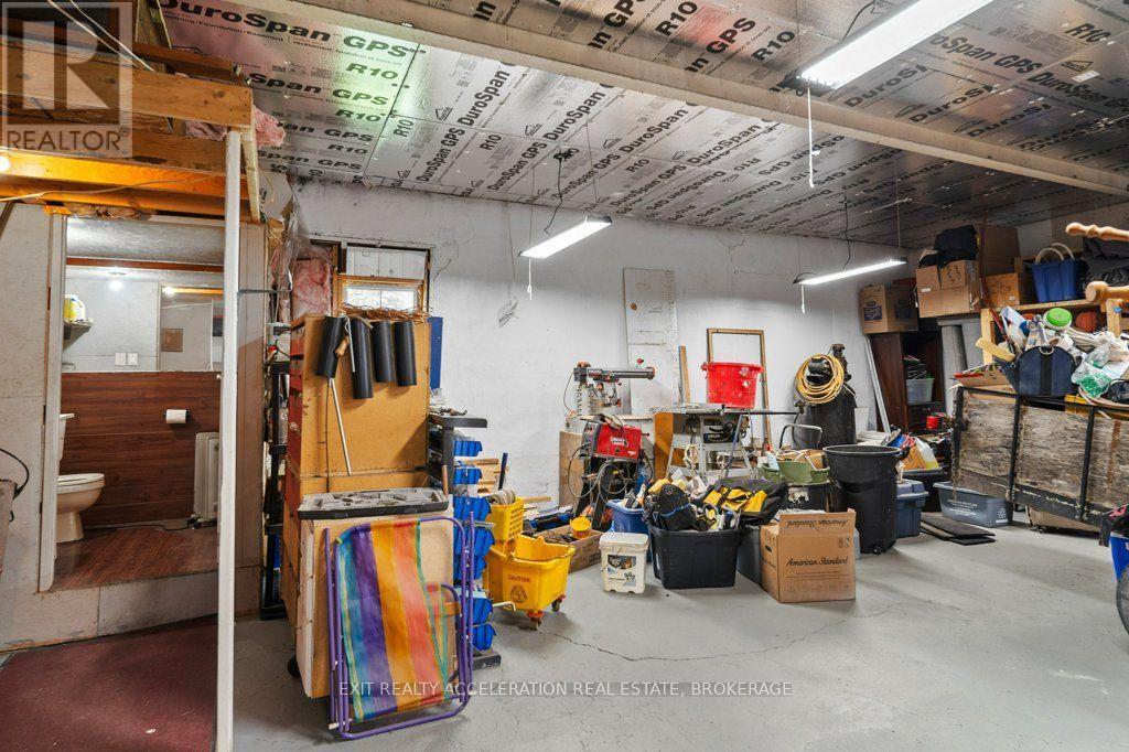 6715 County Rd 2, Loyalist (Lennox And Addington - South), ON