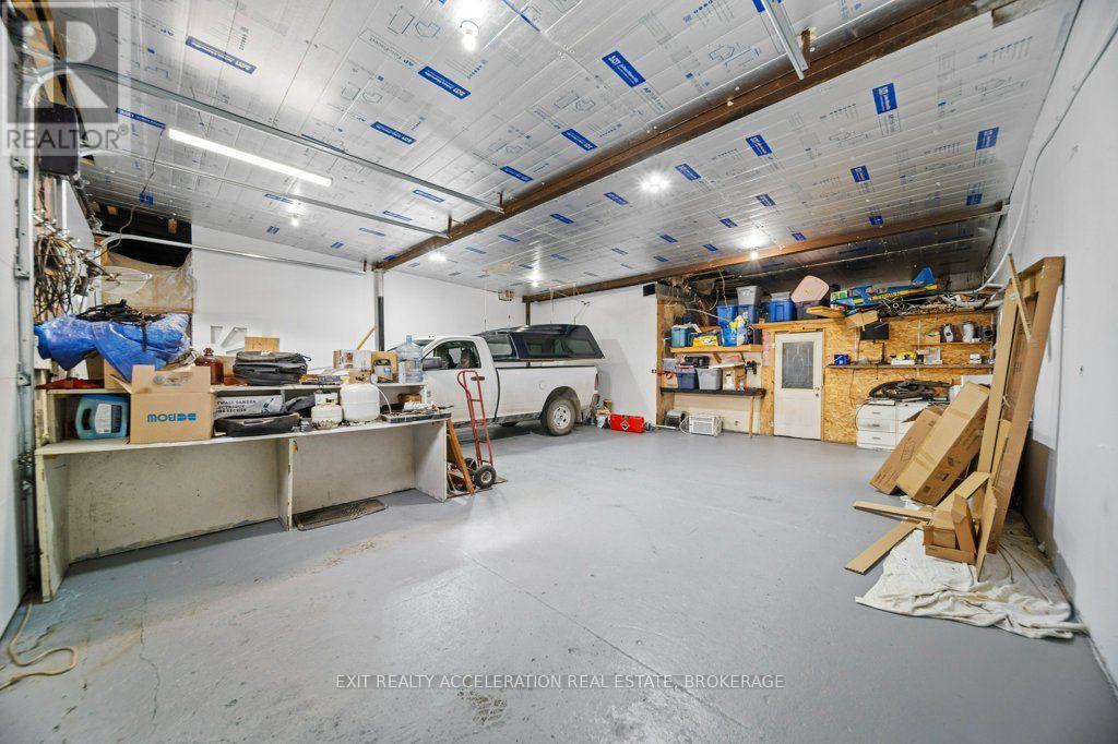 6715 County Rd 2, Loyalist (Lennox And Addington - South), ON