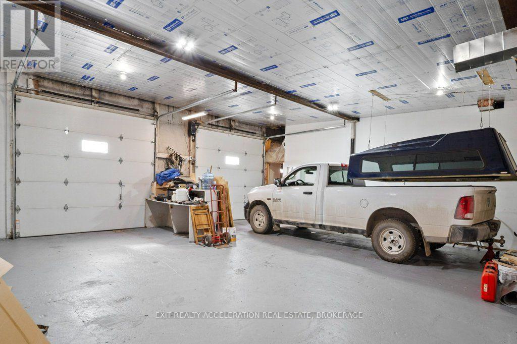 6715 County Rd 2, Loyalist (Lennox And Addington - South), ON