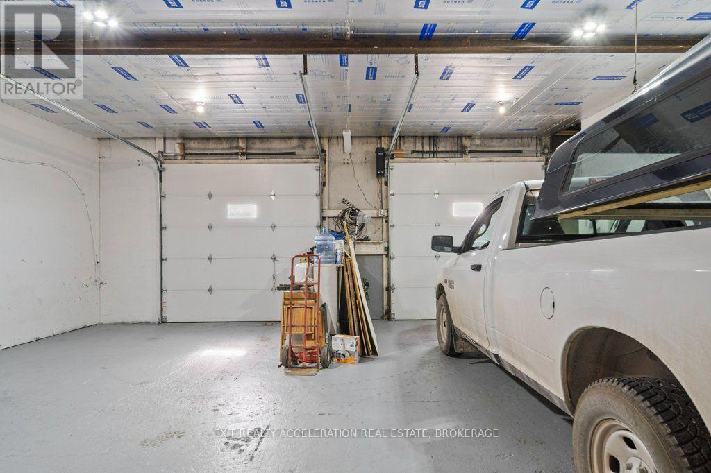 6715 County Rd 2, Loyalist (Lennox And Addington - South), ON