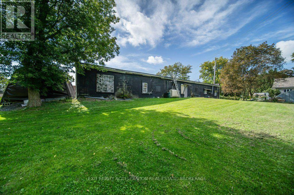 6715 County Rd 2, Loyalist (Lennox And Addington - South), ON