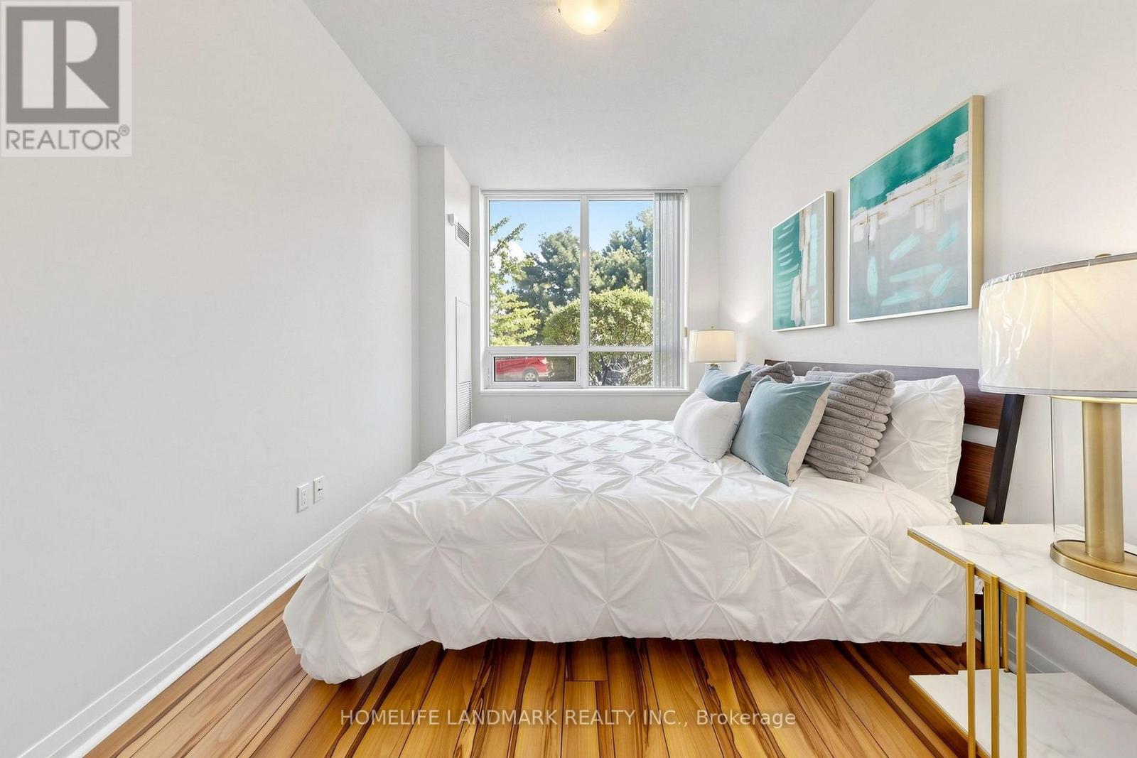 105 - 55 Eglinton Avenue, Mississauga, ON