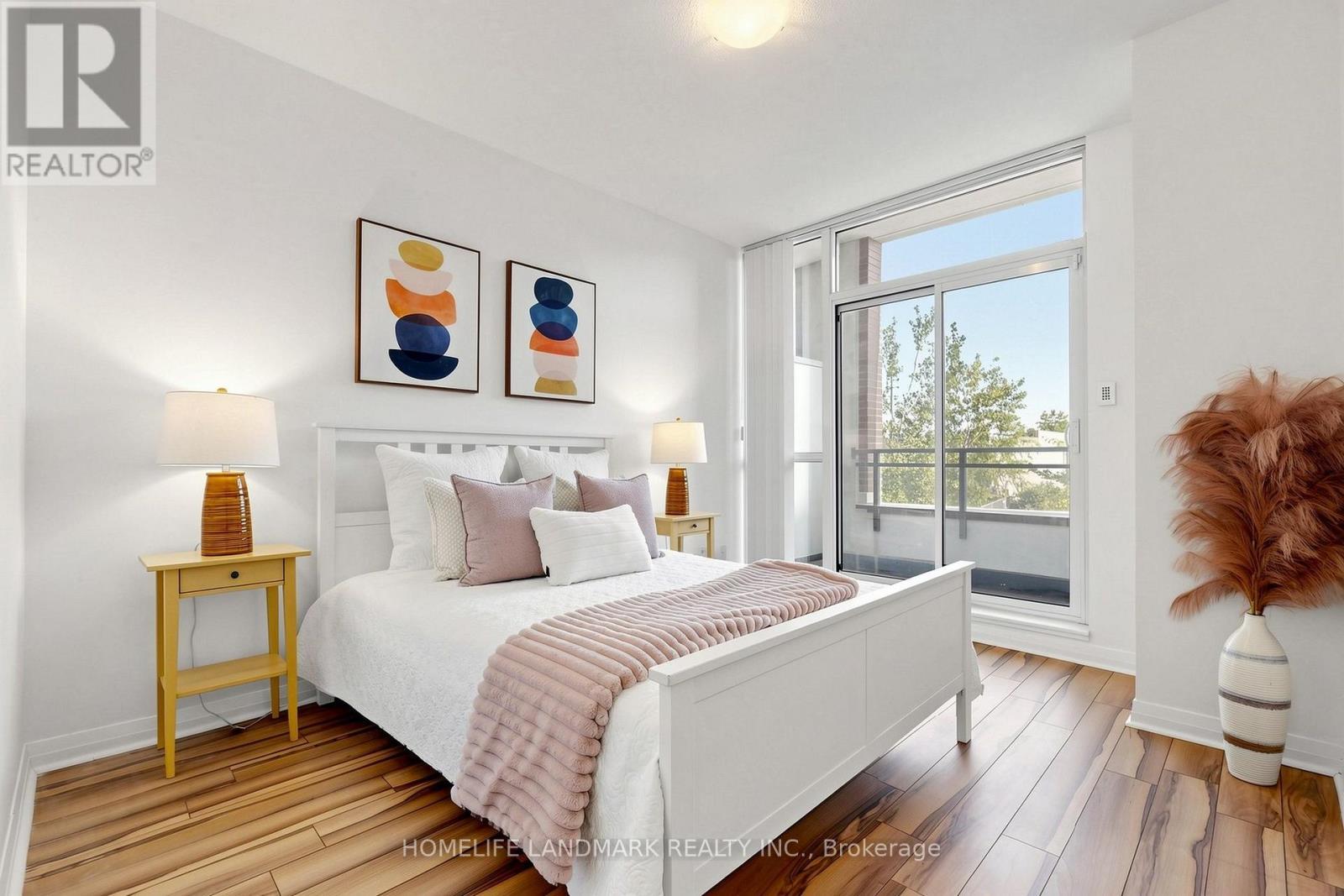 105 - 55 Eglinton Avenue, Mississauga, ON
