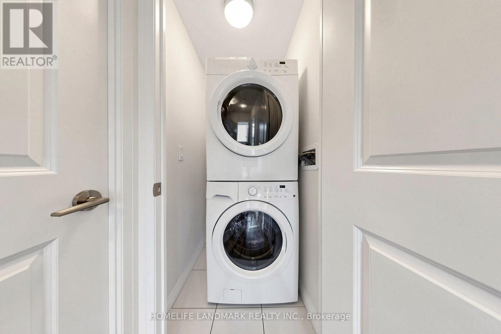 105 - 55 Eglinton Avenue, Mississauga, ON