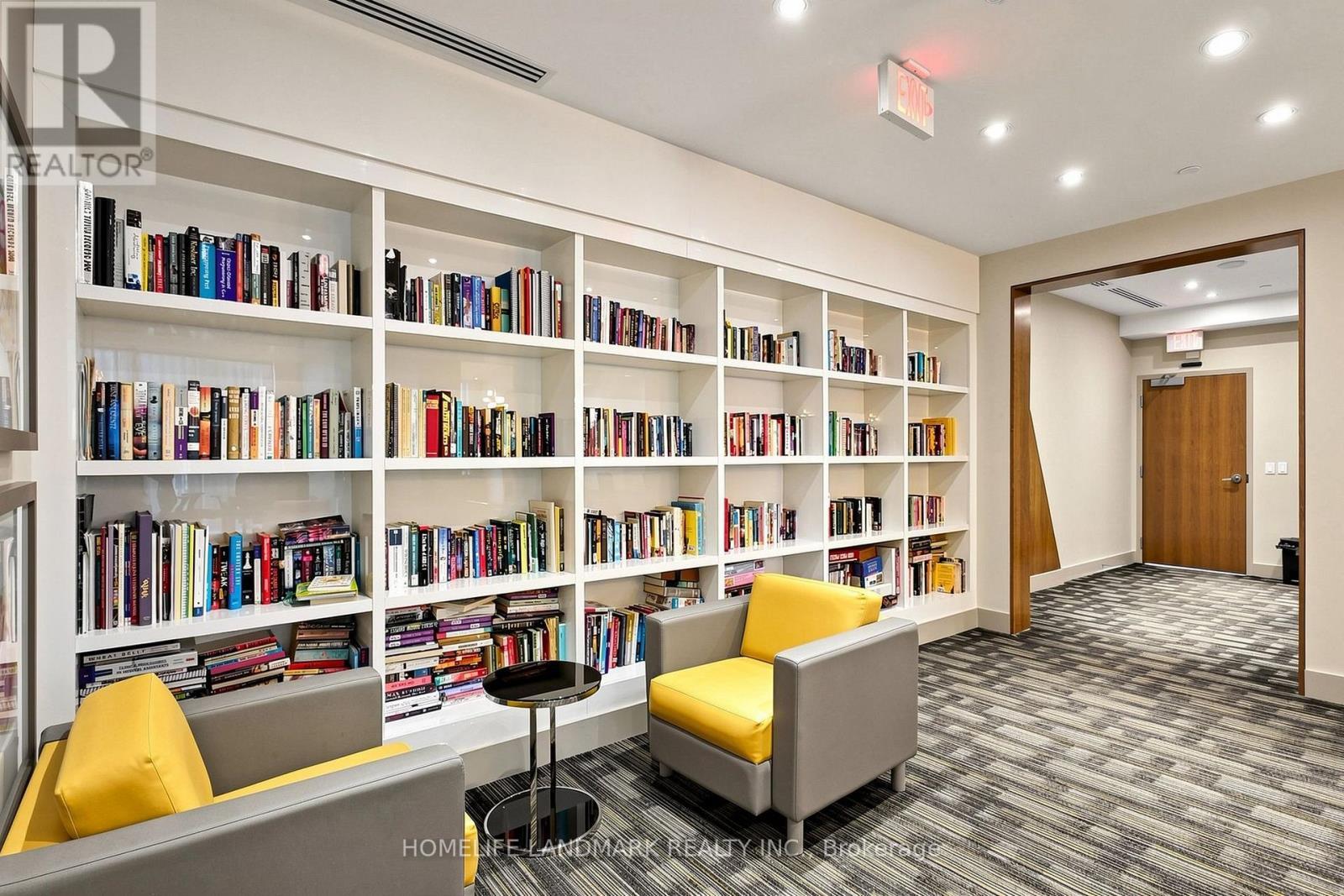 105 - 55 Eglinton Avenue, Mississauga, ON