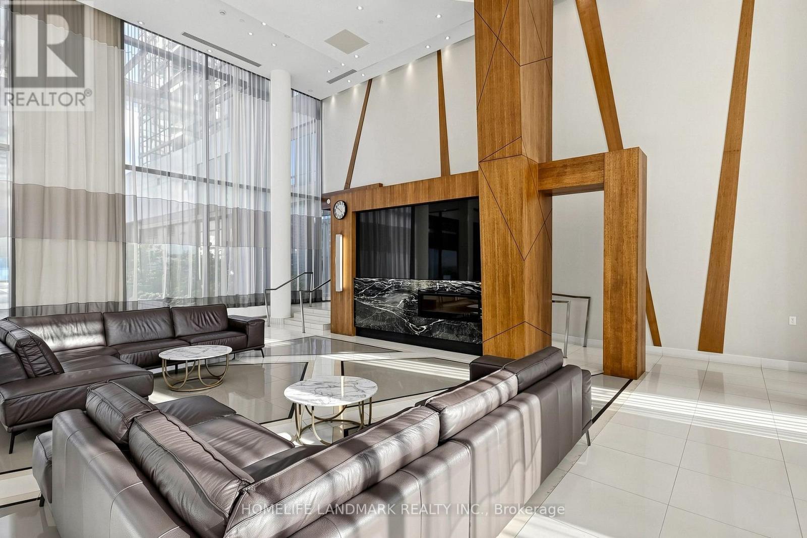 105 - 55 Eglinton Avenue, Mississauga, ON