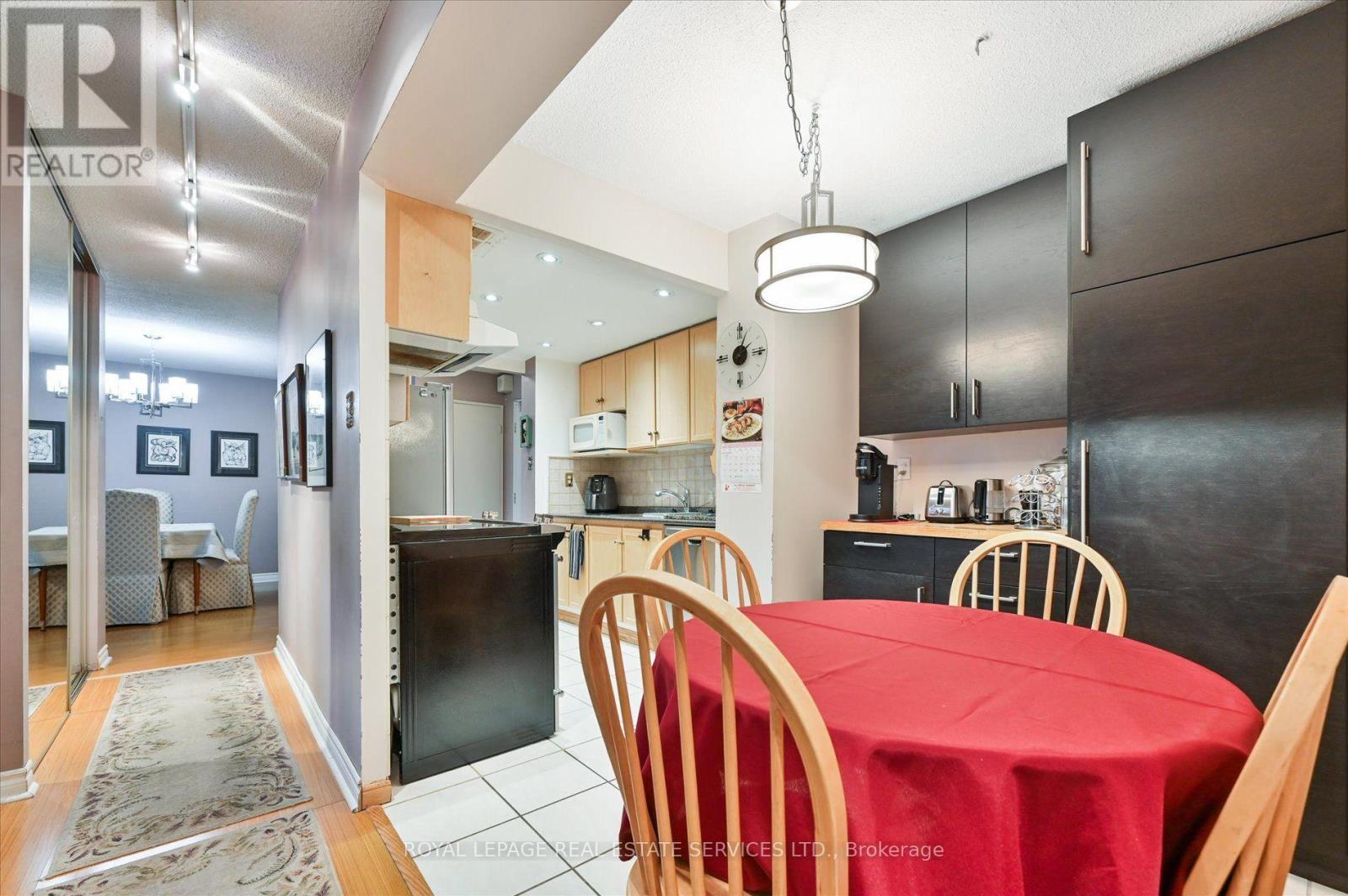 301 - 3100 Kirwin Avenue, Mississauga, ON