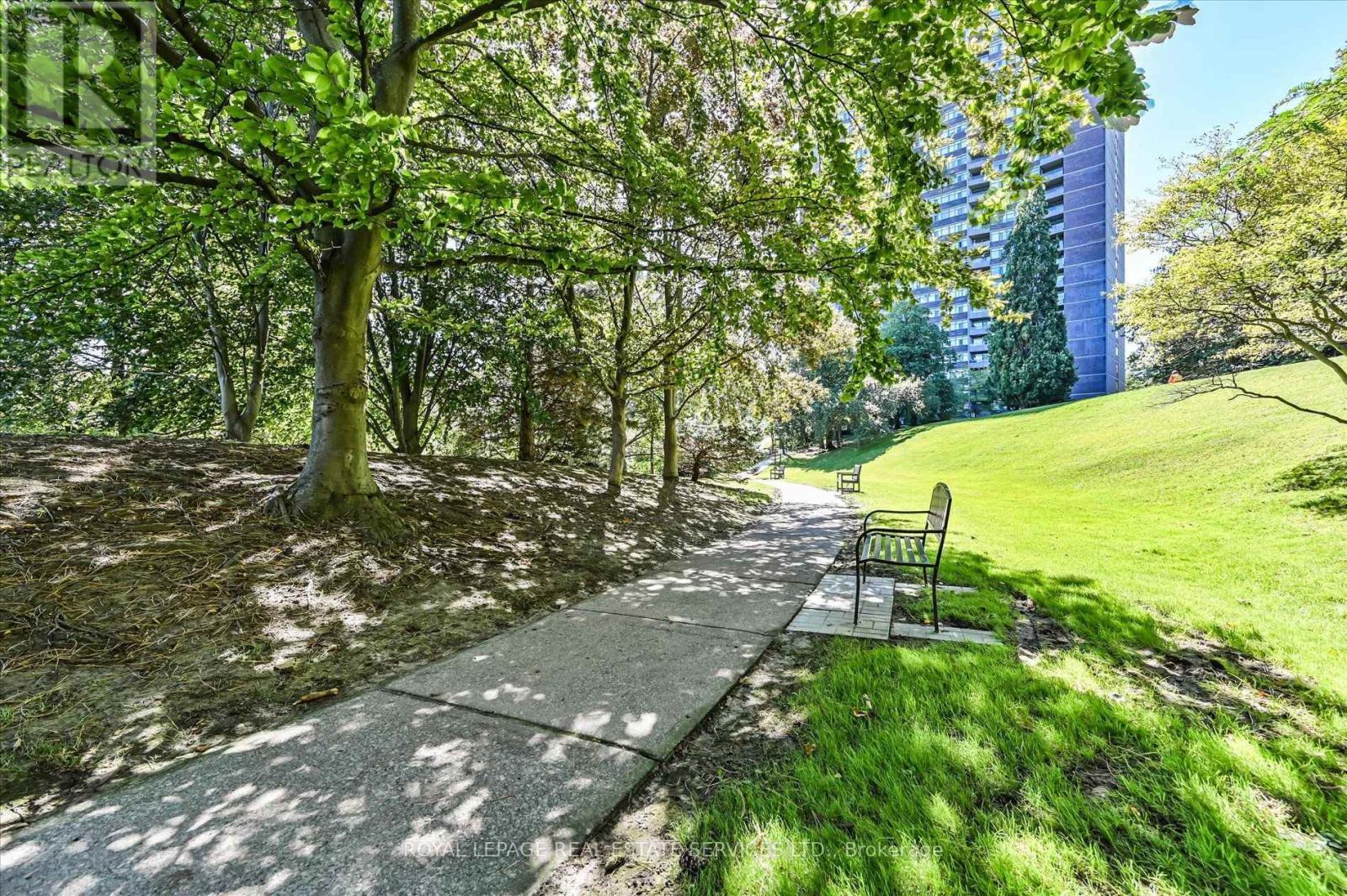 301 - 3100 Kirwin Avenue, Mississauga, ON