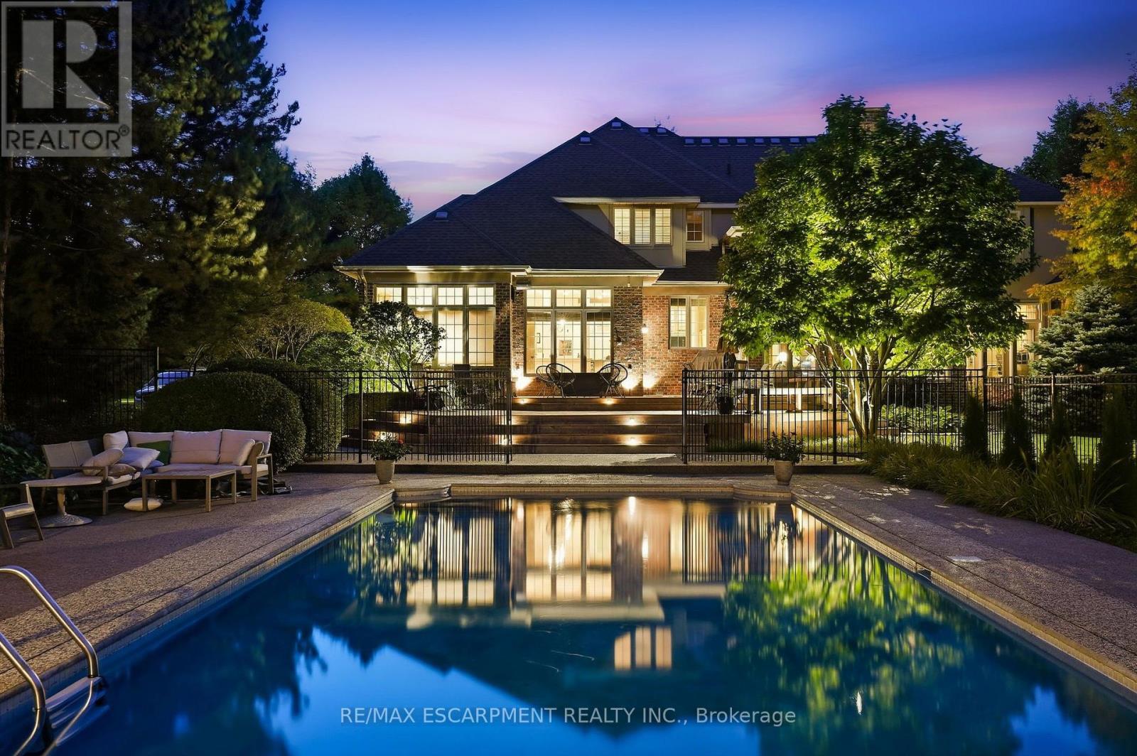 18 Blackberry Place, Hamilton, ON