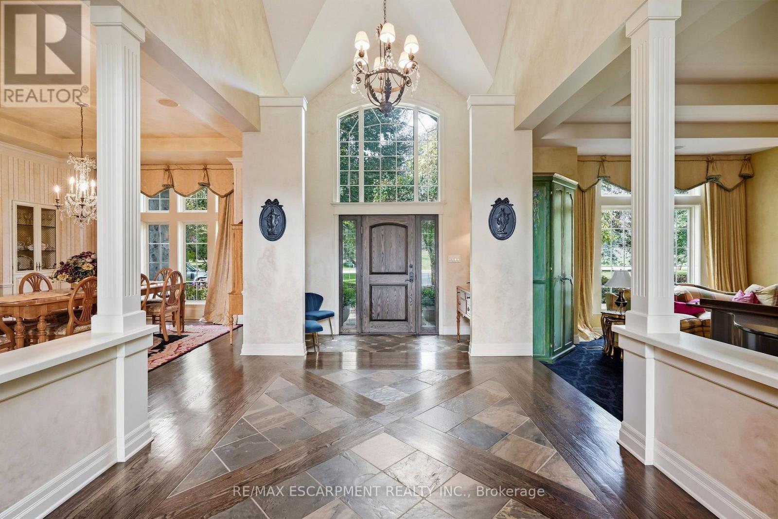 18 Blackberry Place, Hamilton, ON