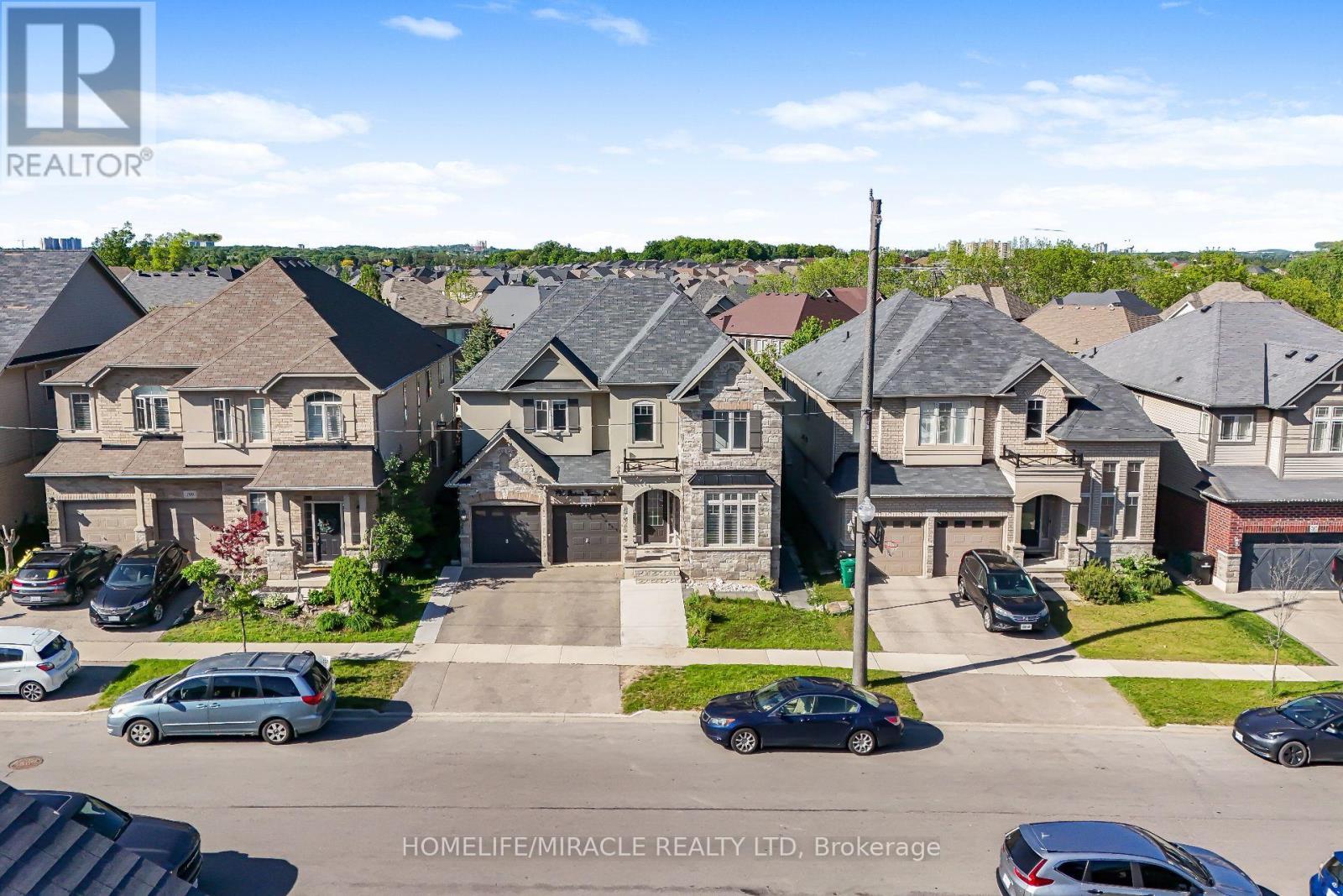 795 Robert Ferrie Drive, Kitchener, ON